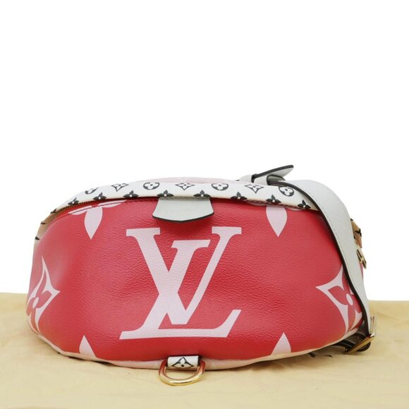 Louis Vuitton  Giant Monogram Canvas Bumbag Rouge - Picture 3 of 12
